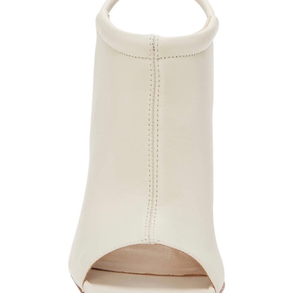 Heels - Picture 6 of 15